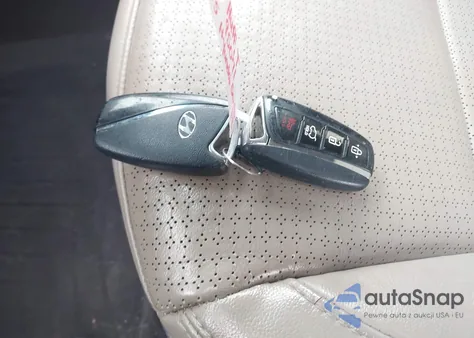 2015 Hyundai Santa Fe Sport 2.0L Turbo z USA, uszkodzony, nr VIN 5XYZW4LA8FG244211